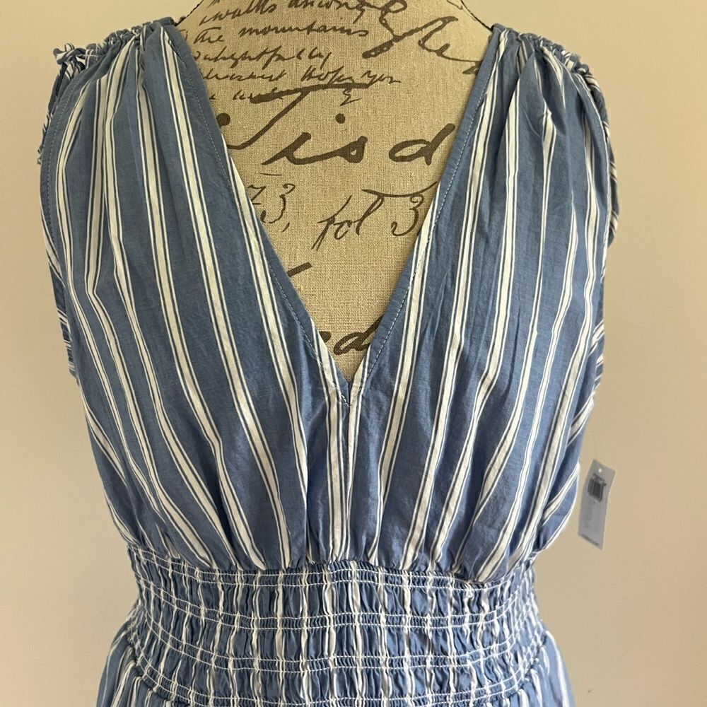 NWT Old Navy shoulder tie dress - Picture 2 of 6